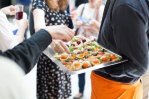 Comment bien choisir le traiteur de son événement professionnel ?